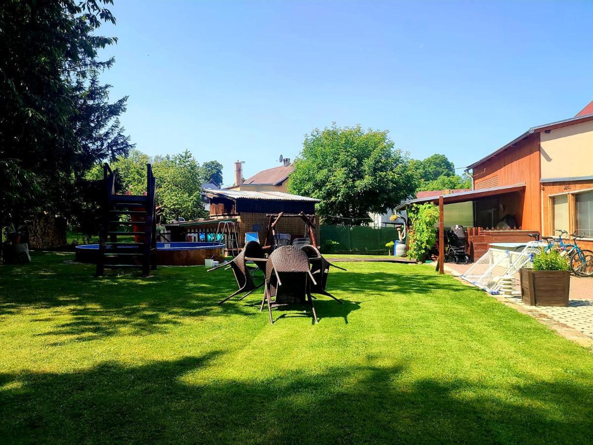 Ubytovani U Rybnicka Villa Arnoltice u Decina Kültér fotó